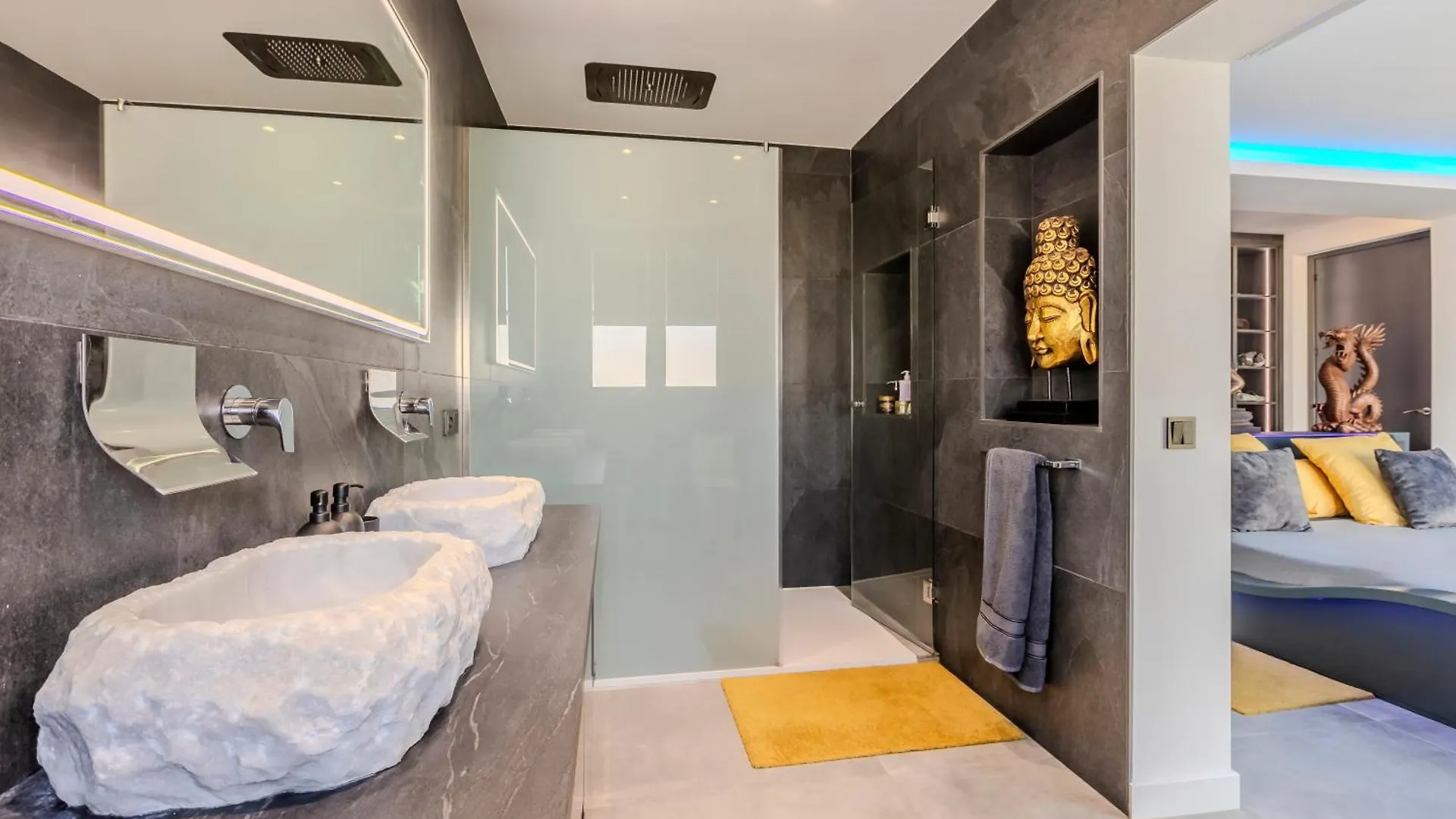 Luxury Villa Amazing Location Marbella 0*,