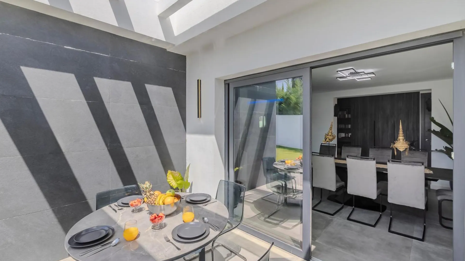 Luxury Villa Amazing Location Marbella