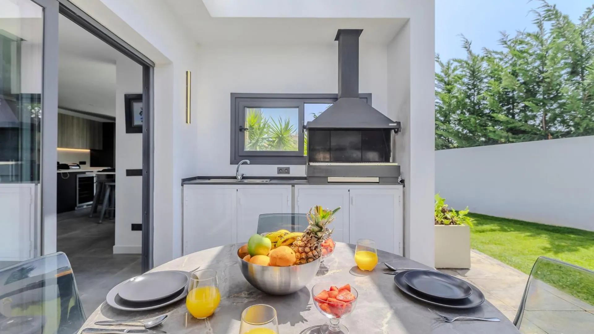 Luxury Villa Amazing Location Marbella